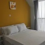 Siyana Varna-free Parking Apartment *