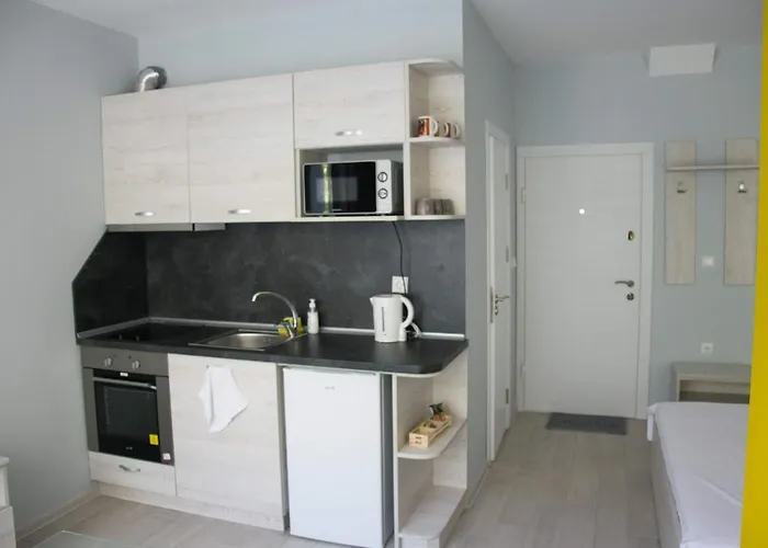 Siyana Varna-free Parking Варна