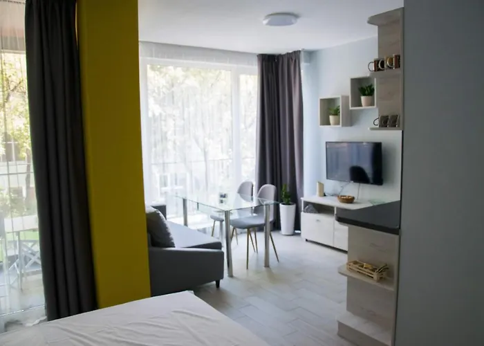 Siyana Varna-free Parking * Varna