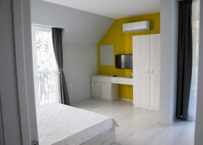 Siyana Varna-free Parking * Варна