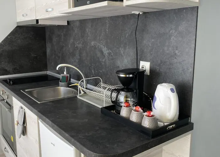 Siyana Varna-free Parking * Варна